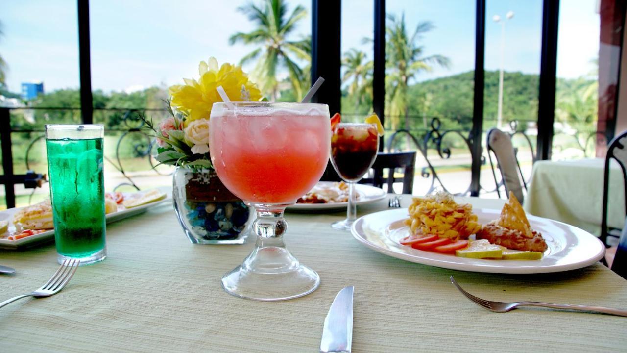 Hotel Costa Brava Manzanillo Ngoại thất bức ảnh